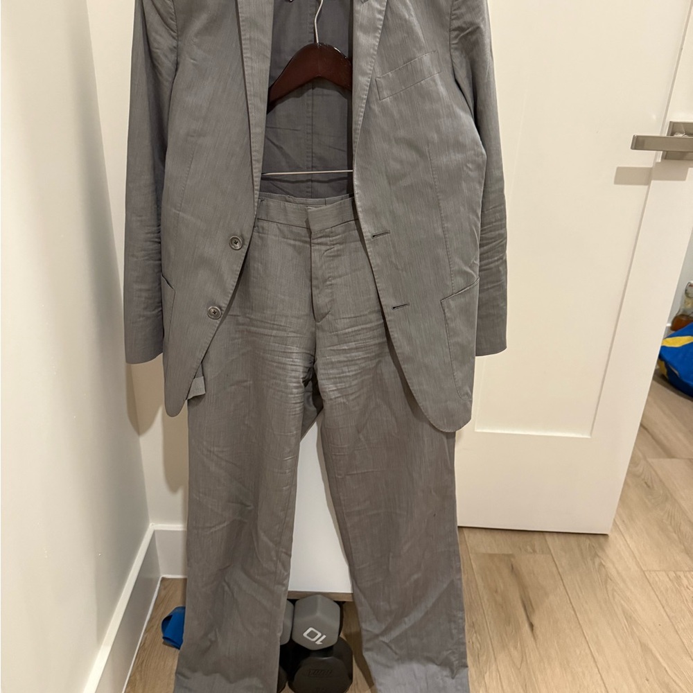 Men's Corneliani Gray Suit 36S